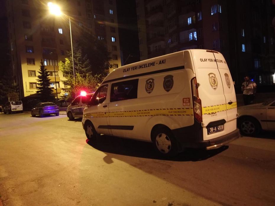 Yabancı Uyruklu Kadın Evinde Hayatına Son Verdi