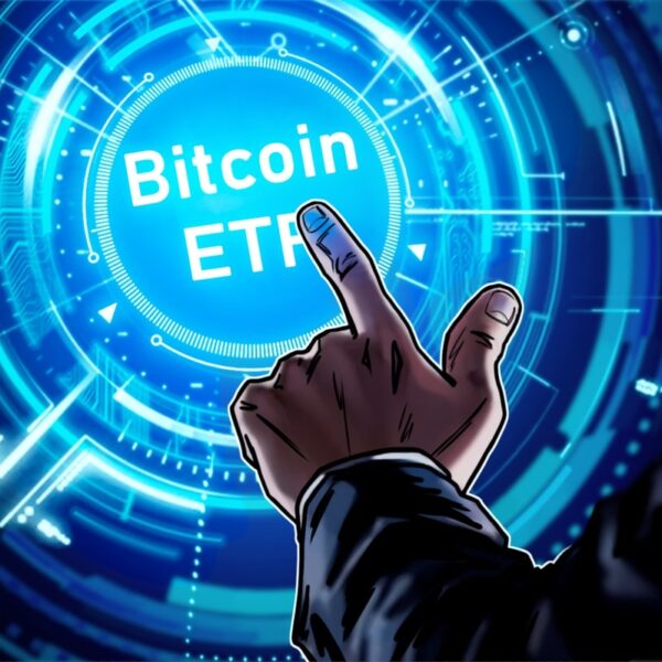 Dev Emeklilik Fonu tüm ETF Bitcoin eylemlerini eldeki sattı