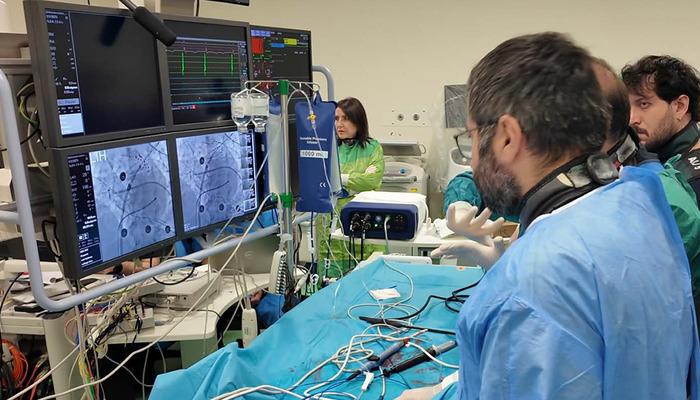 Dünyada 5 yıldır kullanılıyor! Kamu hastanelerinde ilk kez uygulandı: “Elektrik Ablasyon” yöntemi nedir?