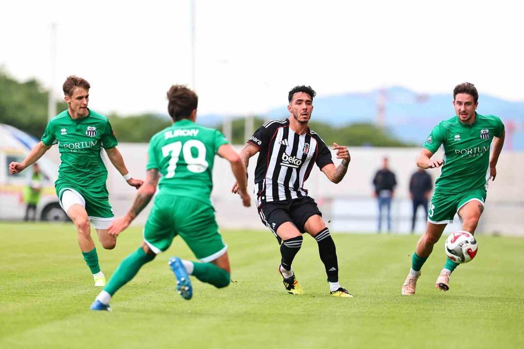 Beşiktas, dost maçta Petrzalka 1898'de 2-1 yenildi! 5