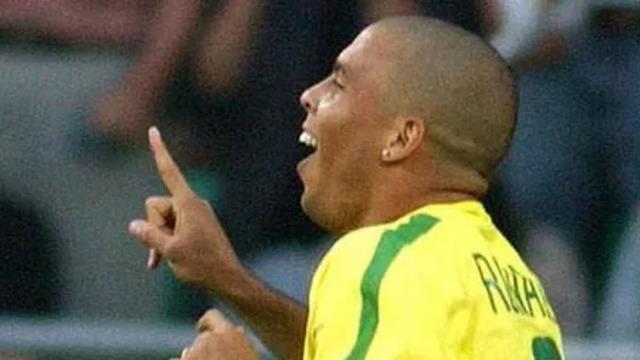Ronaldo’nun bu harika golünü yeniden hatırlayalım…